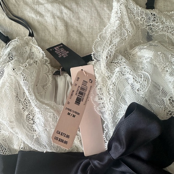 NWT Victoria Secret lingerie - Picture 3 of 3